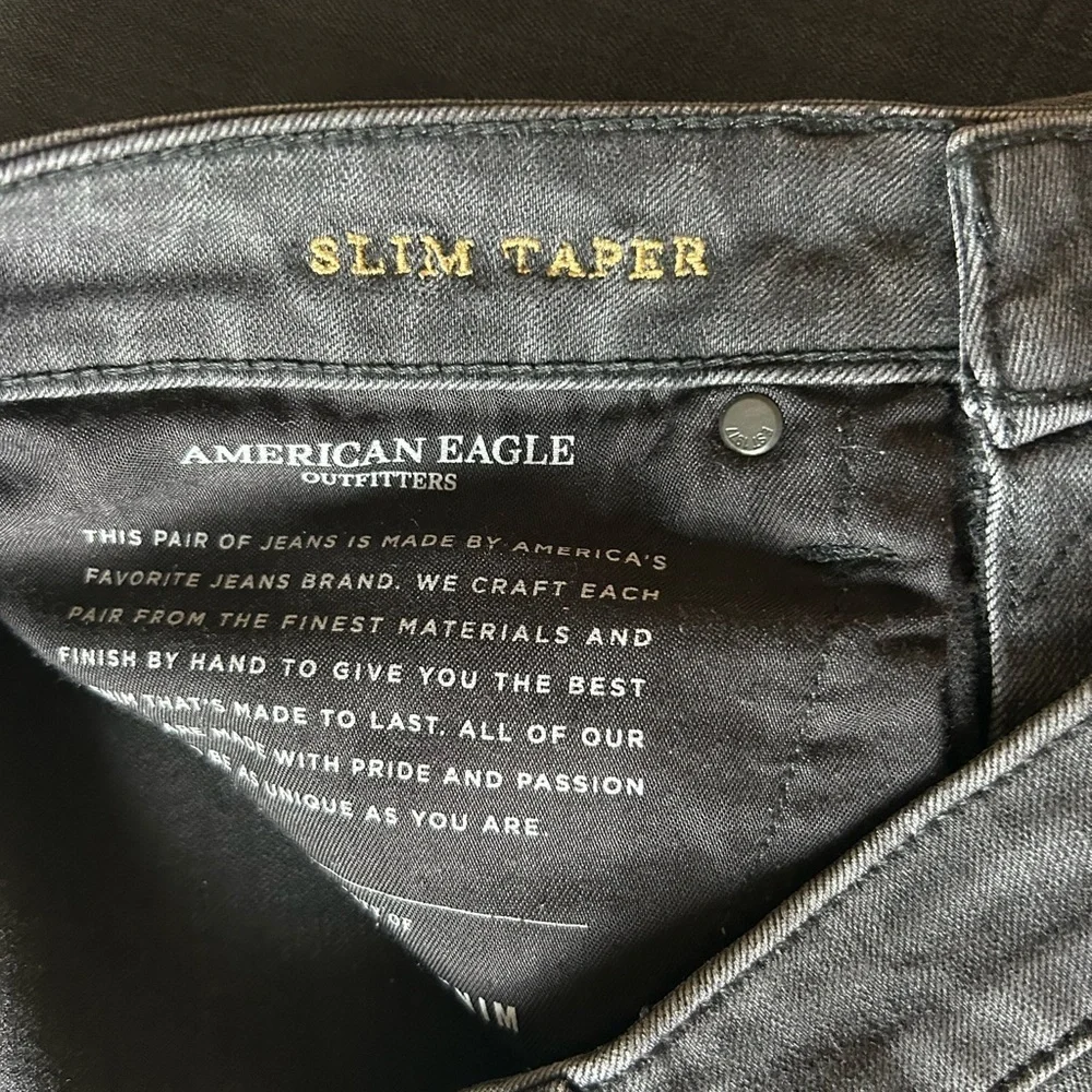 American Eagle Outfitters questions leave